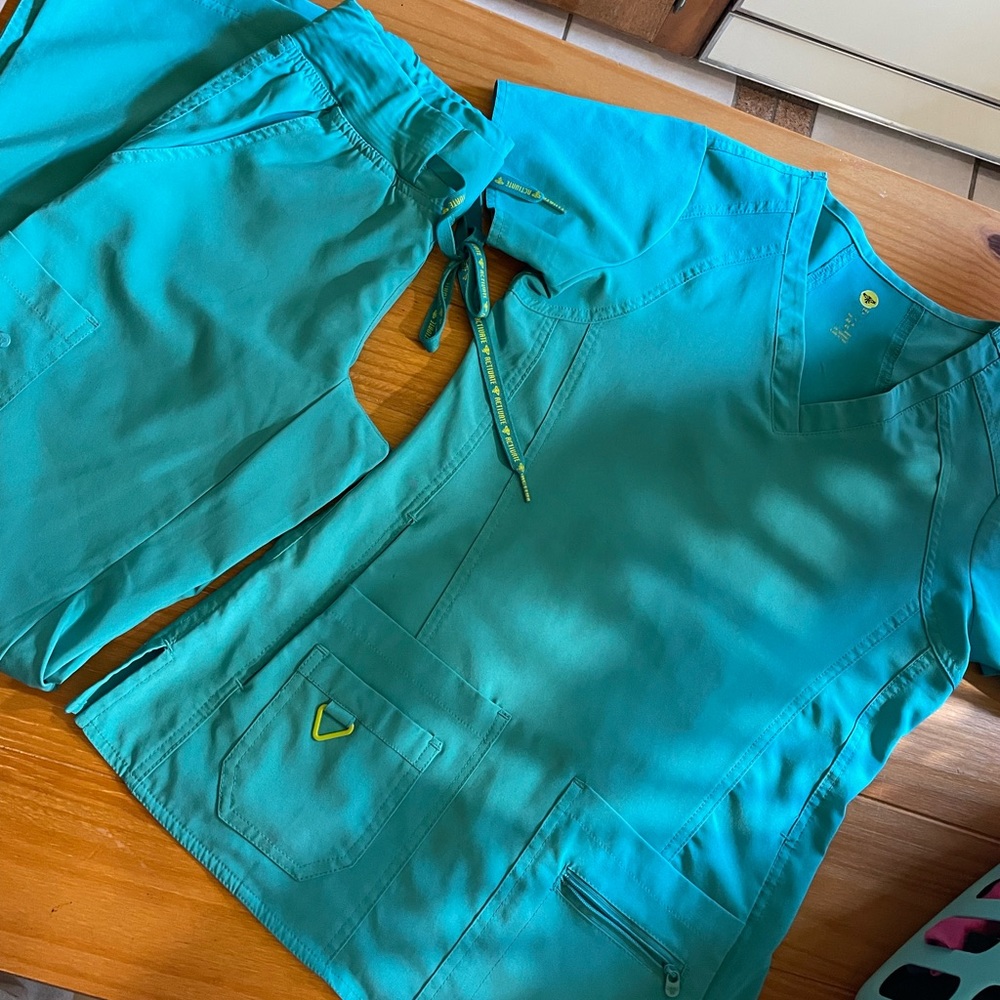 Scrub set. Top-S Bottom-XS